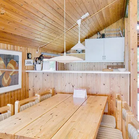 5 Person In Jaegerspris-by Traum